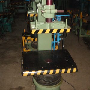 4108 Gazzola 3213 sem martelo e sem extração, medidas mesa: 495mm x 665mm