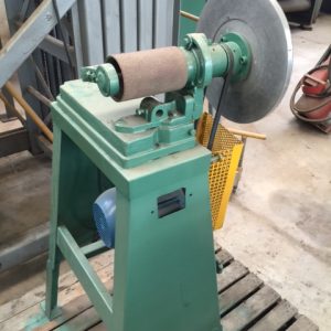 4176 Lixadeira de disco diâmetro 320mm, motor 2CV/1.720RPM